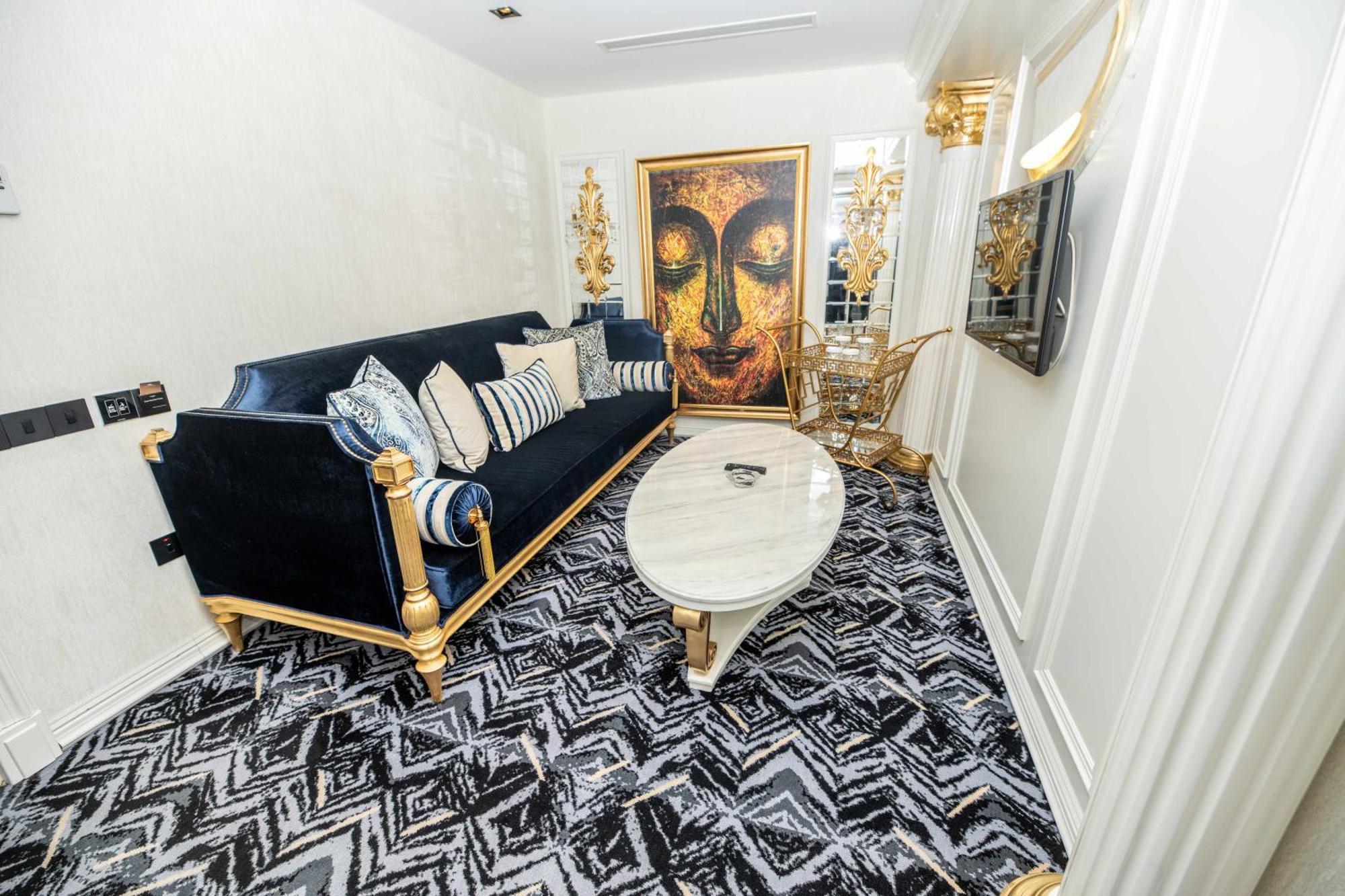 Grand Opera Hotel & Casino & Spa Kyrenia  Bagian luar foto