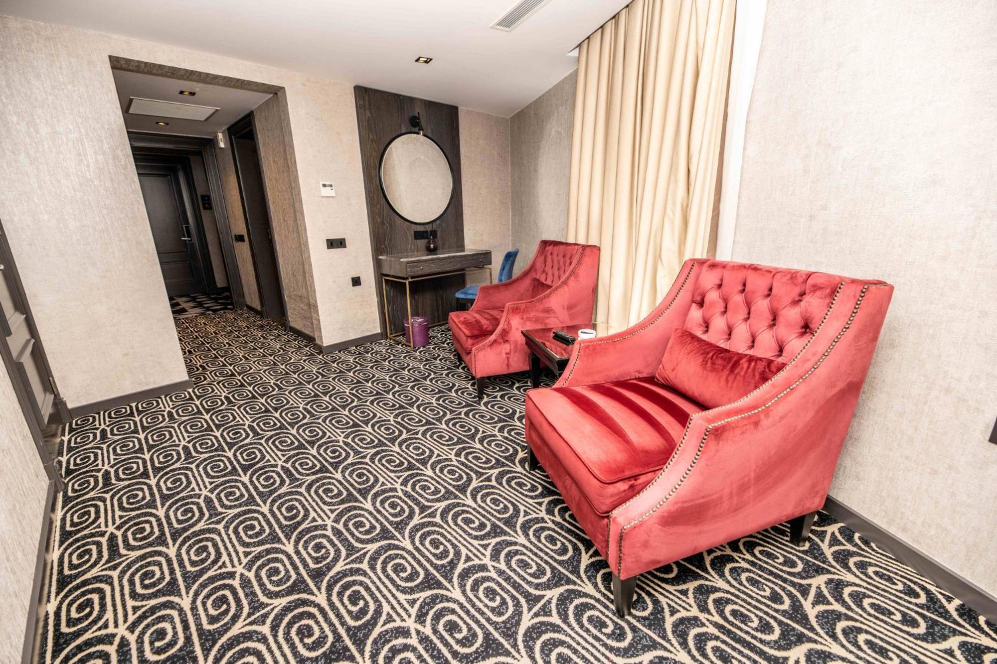 Grand Opera Hotel & Casino & Spa Kyrenia  Bagian luar foto