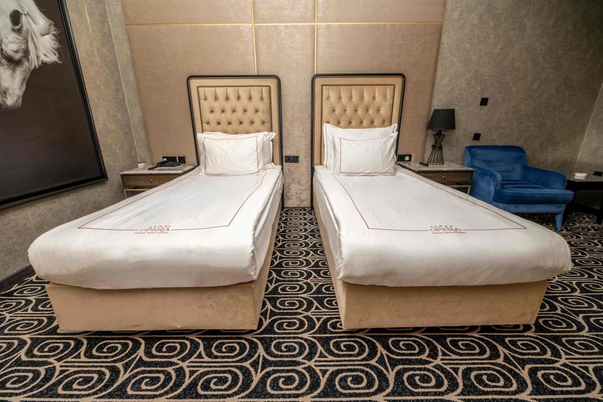 Grand Opera Hotel & Casino & Spa Kyrenia  Bagian luar foto